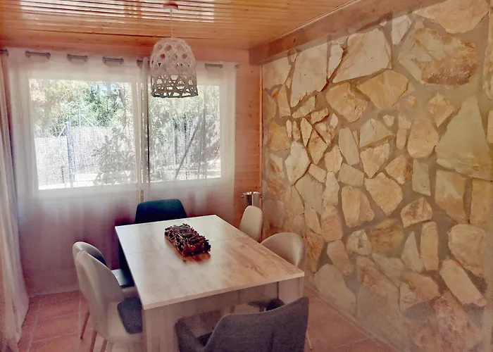 Сasa de vacaciones Bonita Casa En El Bosque - El Tiemblo